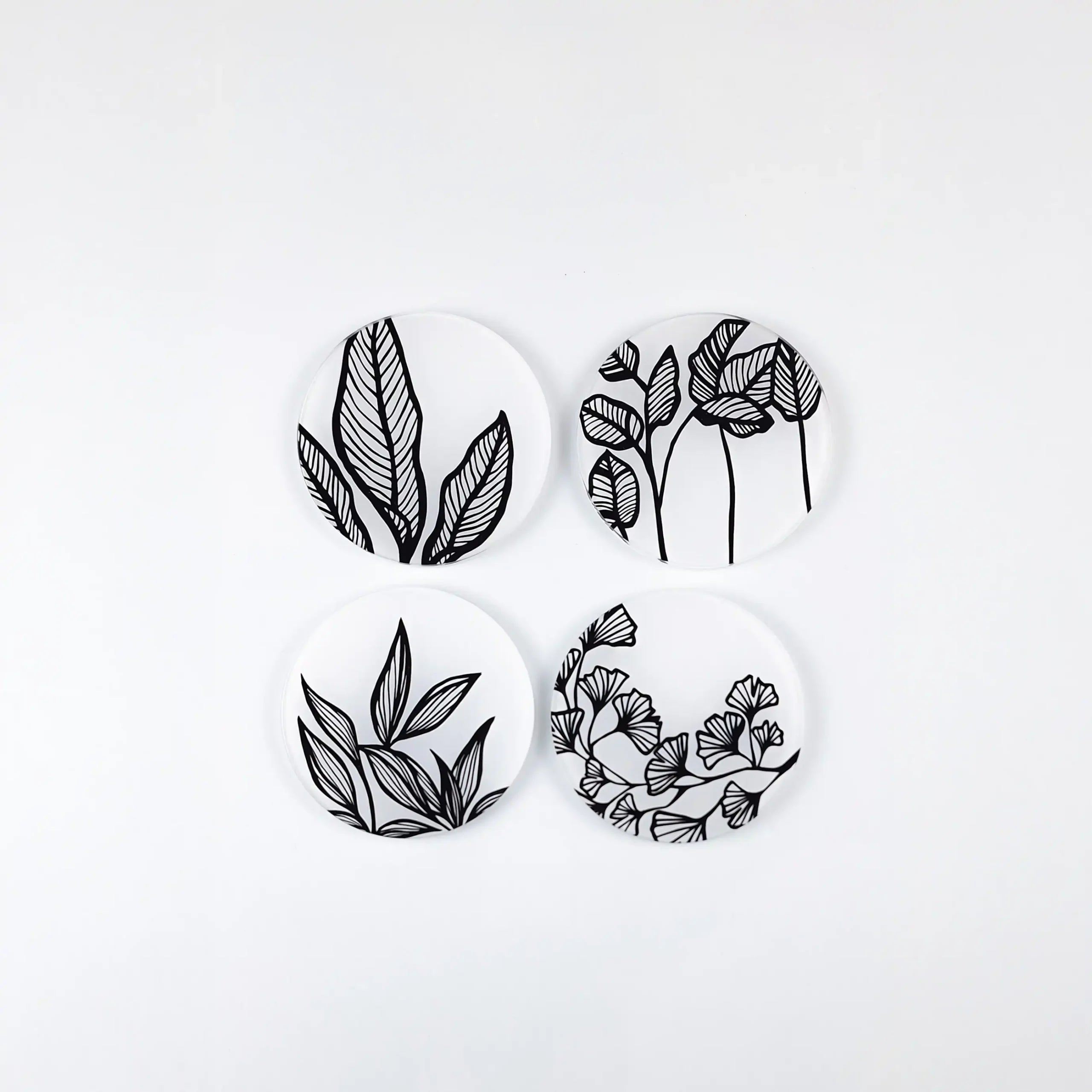 Elegant Nature 4 Pcs